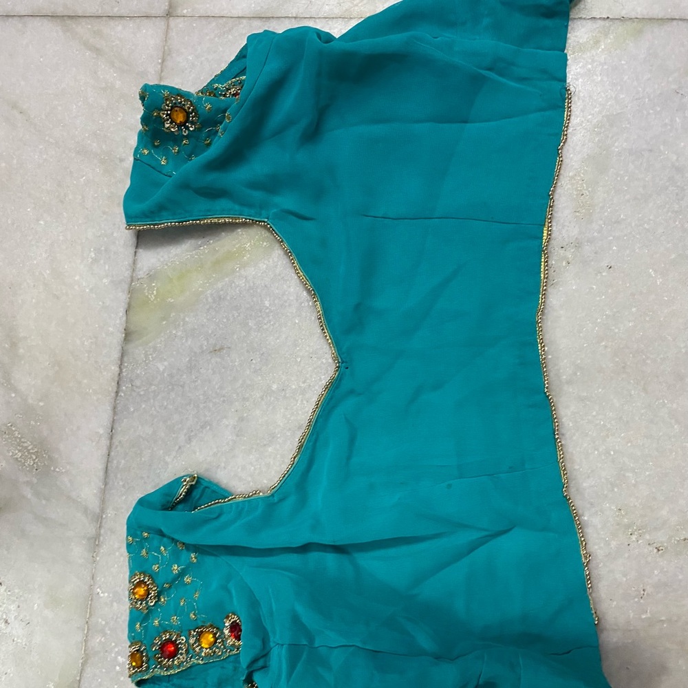 Winsome Looking Multi Stones Saree - Picture 8 of 8